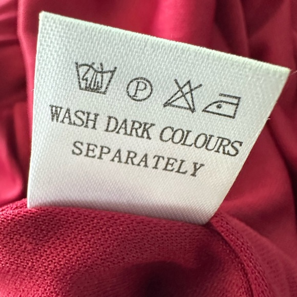 Miss Ord Red Sequin Formal Gown Size XL Full Length Front Slit Prom Wedding NWT - Picture 11 of 11